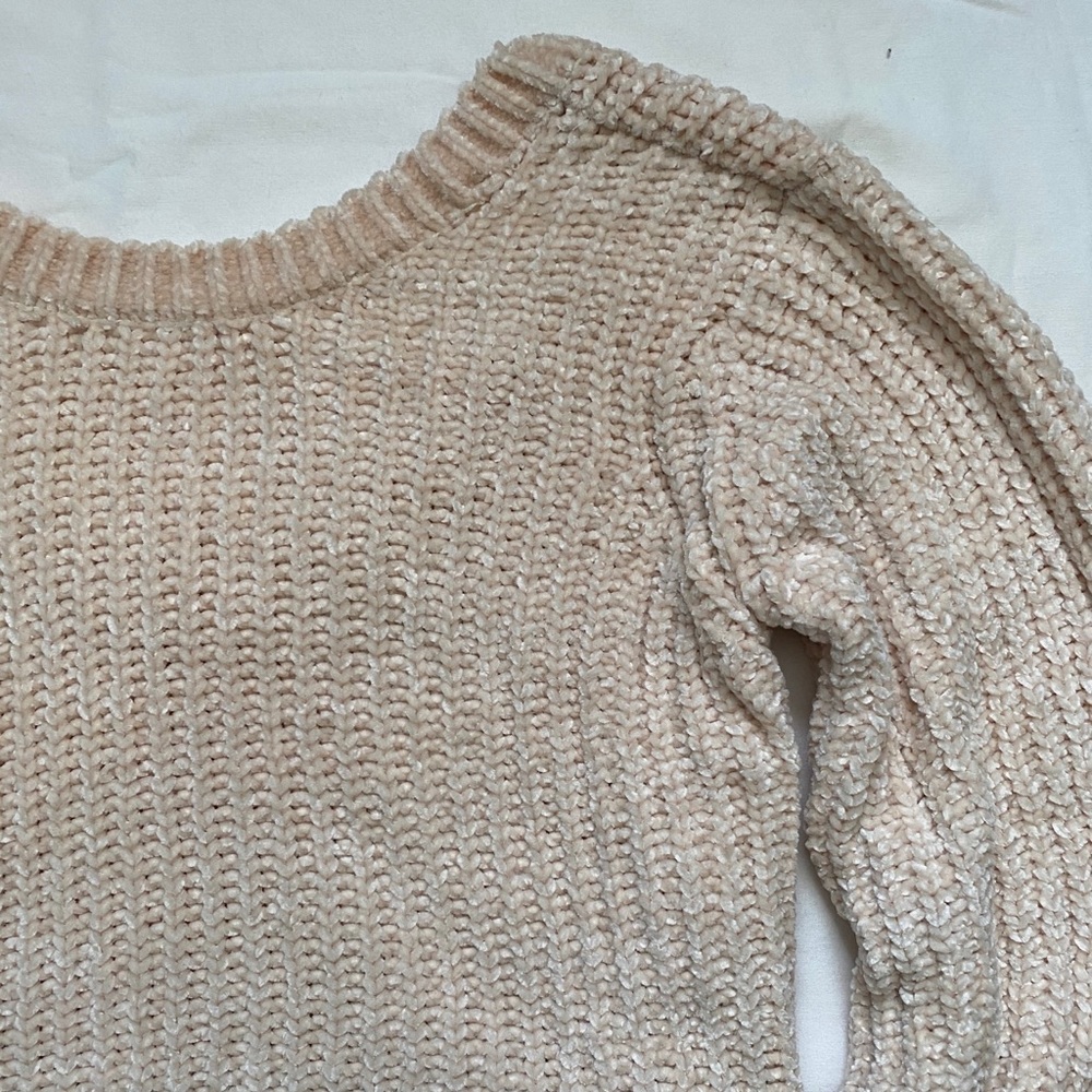 Sweater - Picture 4 of 6